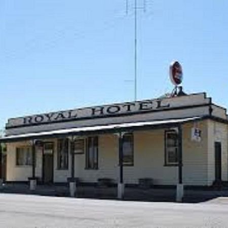 Royal Hotel Snake Valley Zewnętrze zdjęcie